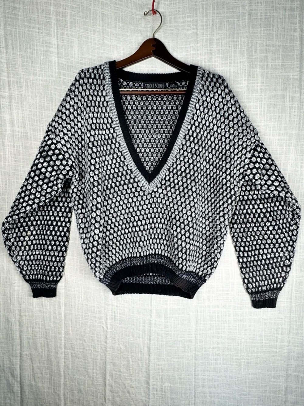 Vintage 80s 90s Chunky Knit Sweater XL Black White Nordic Oversized Cozy